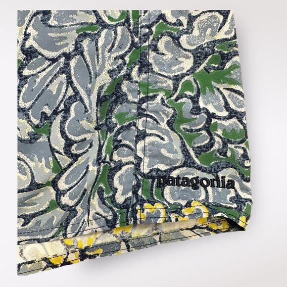 Patagonia Men’s Blue Floral Print Swim‎ Trunks Shorts Size 32 - Picture 10 of 10